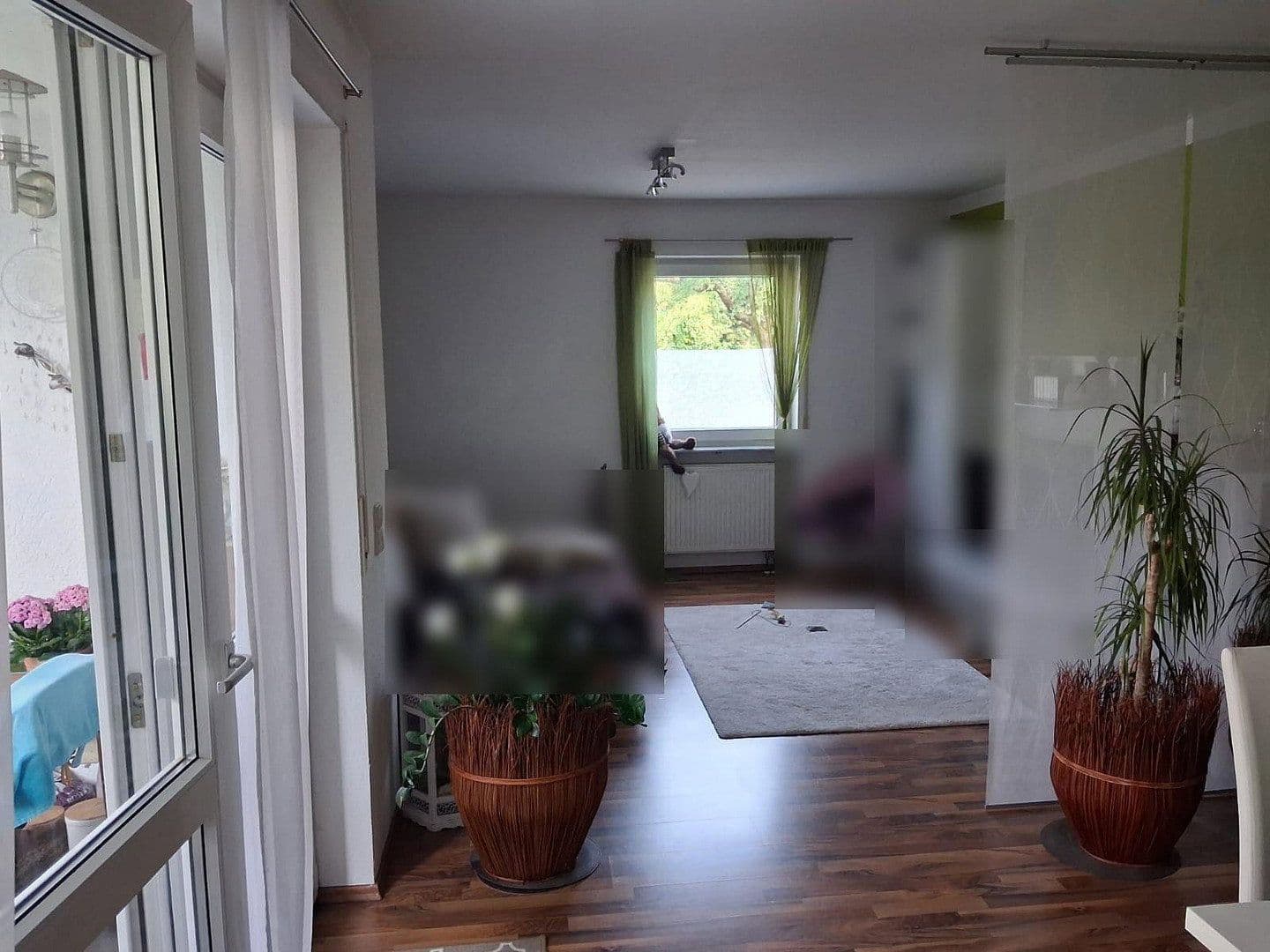 Prodej bytu 3+1 82 m², Neu-Ulm, Bavorsko Prodej bytu 3+1 82 m², Neu-Ulm, Bavorsko