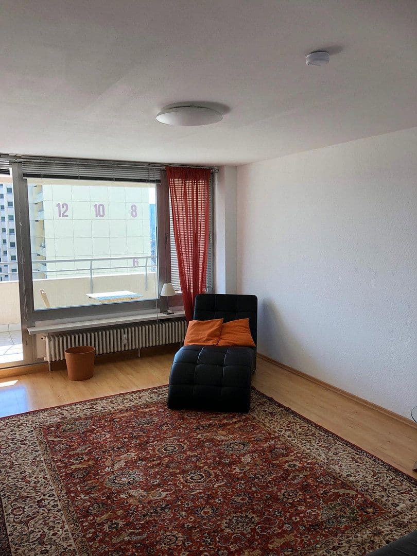 Prodej bytu 3+kk 80 m², Neuköllnerstr 9, Leonberg, Bádensko-Württembersko Prodej bytu 3+kk 80 m², Neuköllnerstr 9, Leonberg, Bádensko-Württembersko