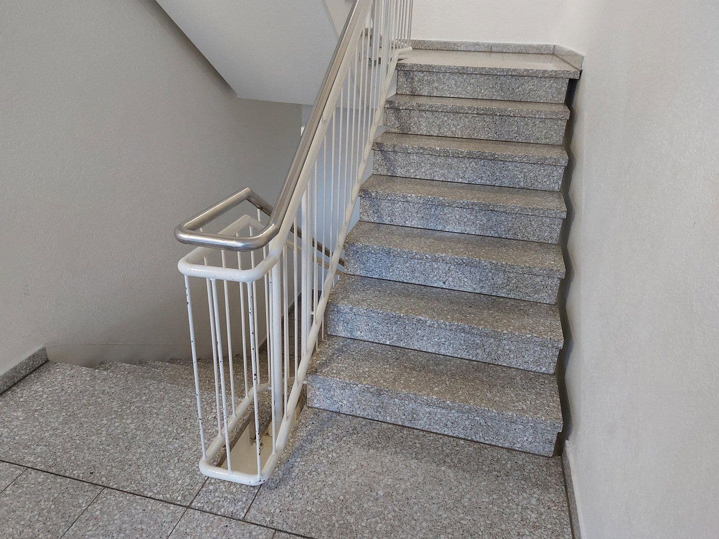Pronájem bytu 3+1 89 m², Falkenweg 2, Speyer, Porýní-Falc Pronájem bytu 3+1 89 m², Falkenweg 2, Speyer, Porýní-Falc