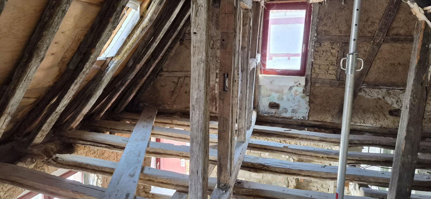 Prodej domu 130 m², pozemek 276 m², Hauptstr. 37, Wachenheim, Porýní-Falc Prodej domu 130 m², pozemek 276 m², Hauptstr. 37, Wachenheim, Porýní-Falc