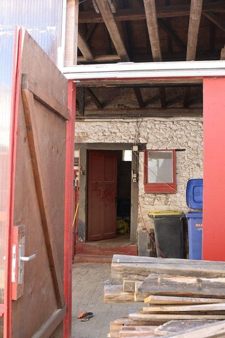 Prodej domu 130 m², pozemek 276 m², Hauptstr. 37, Wachenheim, Porýní-Falc Prodej domu 130 m², pozemek 276 m², Hauptstr. 37, Wachenheim, Porýní-Falc