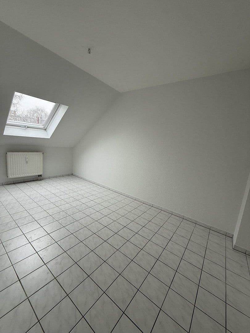 Pronájem bytu 2+1 60 m², Kreisigstraße 29, Cvikov, Sasko Pronájem bytu 2+1 60 m², Kreisigstraße 29, Cvikov, Sasko