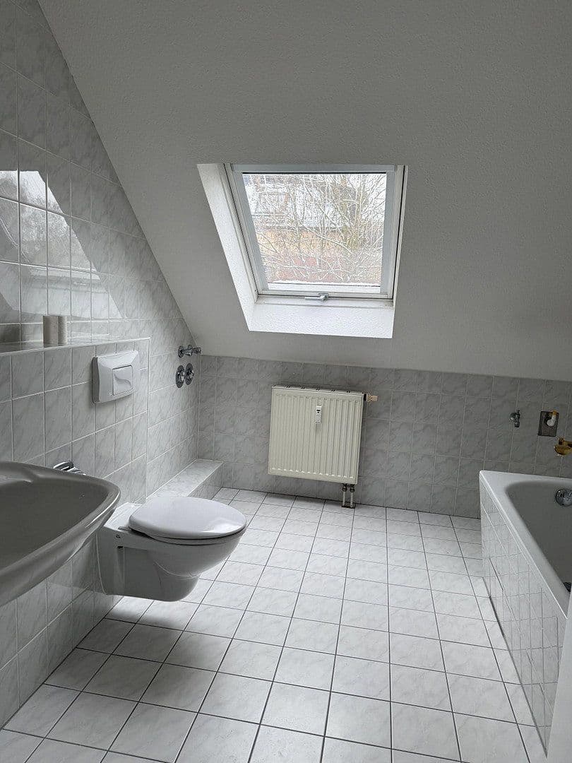 Pronájem bytu 2+1 60 m², Kreisigstraße 29, Cvikov, Sasko Pronájem bytu 2+1 60 m², Kreisigstraße 29, Cvikov, Sasko