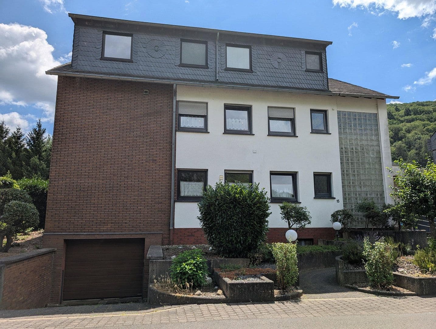 Prodej bytu 3+1 97 m², Am Mühlenteich 13, Alf, Porýní-Falc Prodej bytu 3+1 97 m², Am Mühlenteich 13, Alf, Porýní-Falc