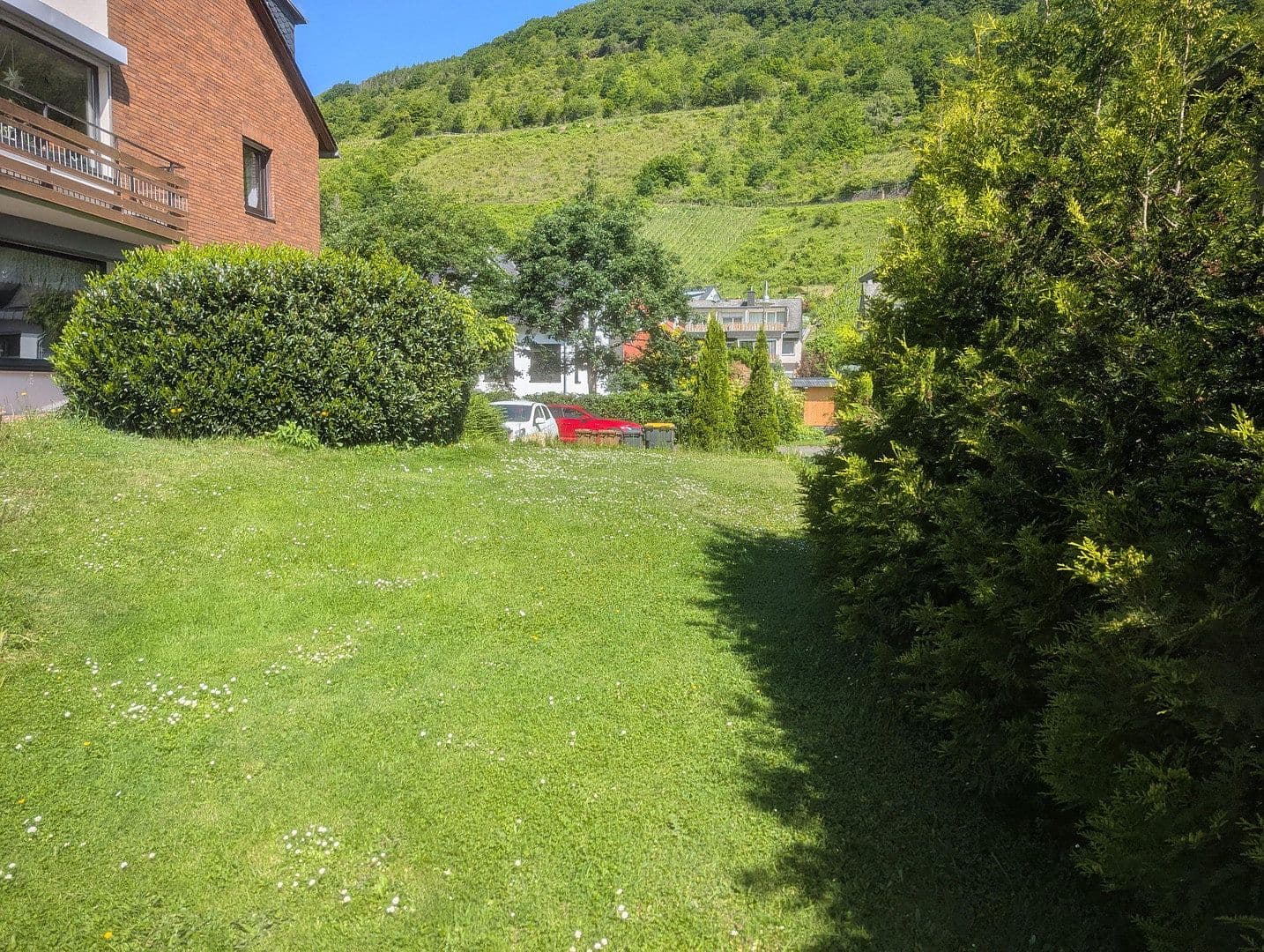 Prodej bytu 3+1 97 m², Am Mühlenteich 13, Alf, Porýní-Falc Prodej bytu 3+1 97 m², Am Mühlenteich 13, Alf, Porýní-Falc