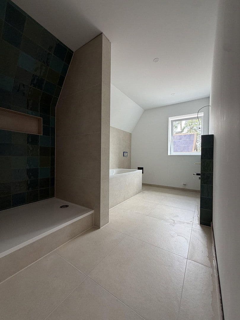 Prodej domu 250 m², pozemek 688 m², Heroldsberg, Bavorsko Prodej domu 250 m², pozemek 688 m², Heroldsberg, Bavorsko