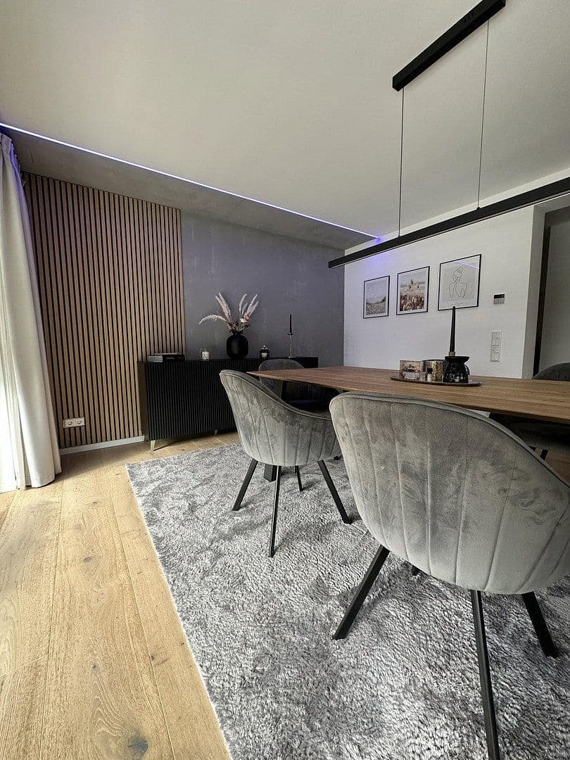 Prodej domu 180 m², pozemek 488 m², Heroldsberg, Bavorsko Prodej domu 180 m², pozemek 488 m², Heroldsberg, Bavorsko