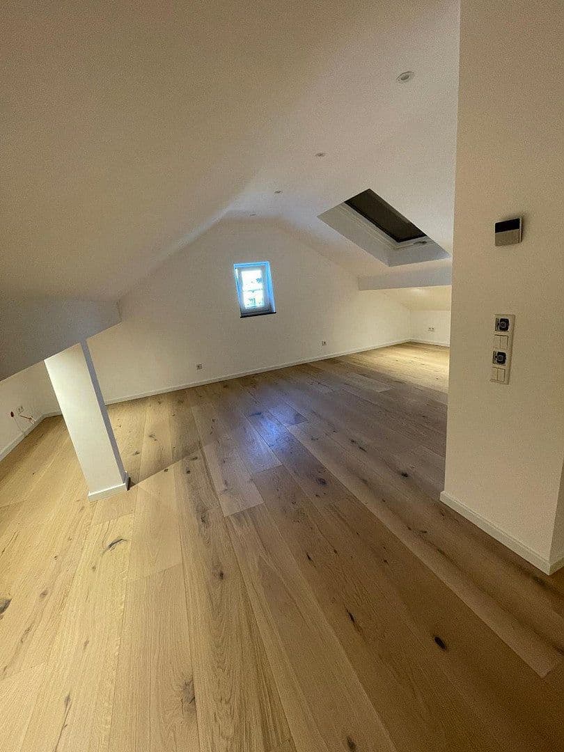 Prodej domu 180 m², pozemek 488 m², Heroldsberg, Bavorsko Prodej domu 180 m², pozemek 488 m², Heroldsberg, Bavorsko