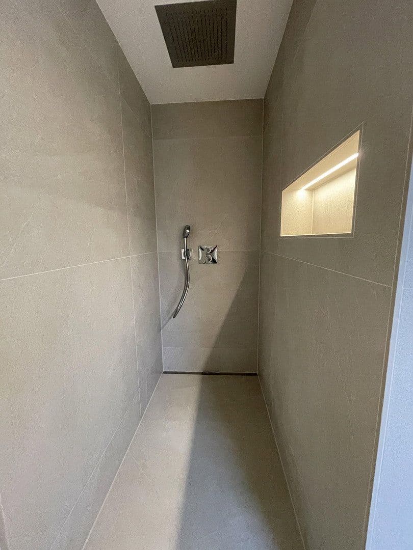Prodej domu 180 m², pozemek 488 m², Heroldsberg, Bavorsko Prodej domu 180 m², pozemek 488 m², Heroldsberg, Bavorsko