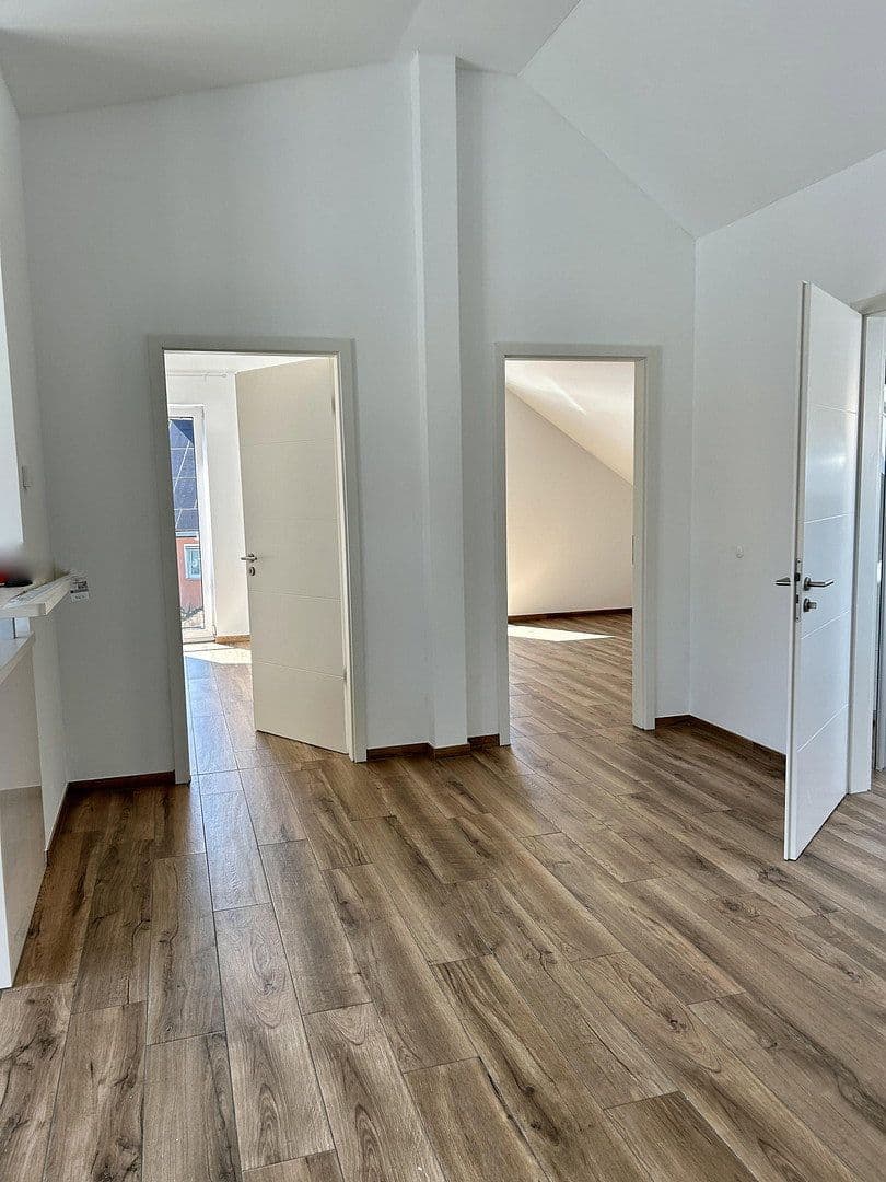Prodej bytu 3+kk 79 m², Eisingen, Bádensko-Württembersko Prodej bytu 3+kk 79 m², Eisingen, Bádensko-Württembersko