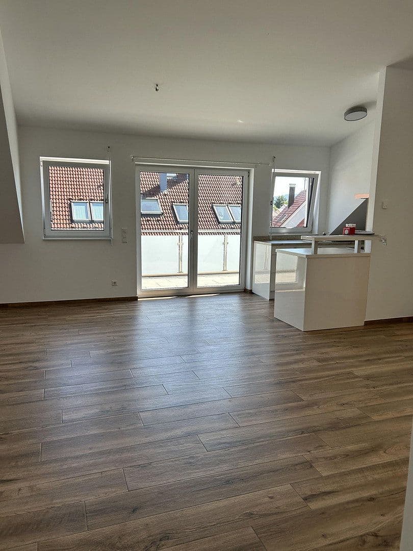 Prodej bytu 3+kk 79 m², Eisingen, Bádensko-Württembersko Prodej bytu 3+kk 79 m², Eisingen, Bádensko-Württembersko