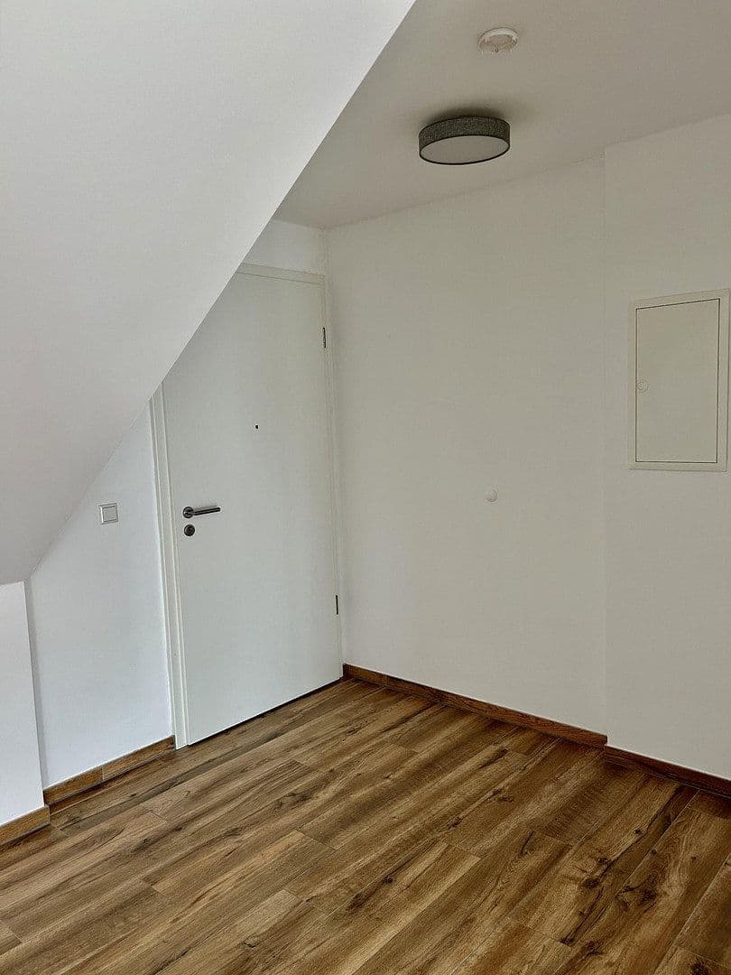 Prodej bytu 3+kk 79 m², Eisingen, Bádensko-Württembersko Prodej bytu 3+kk 79 m², Eisingen, Bádensko-Württembersko