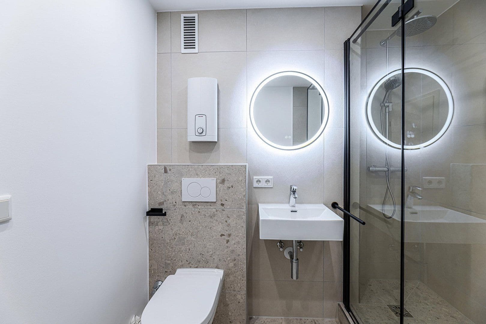 Prodej bytu 2+1 62 m², Hauchstraße 42, Nürnberg Röthenbach b. Schweinau, Bavorsko Prodej bytu 2+1 62 m², Hauchstraße 42, Nürnberg Röthenbach b. Schweinau, Bavorsko