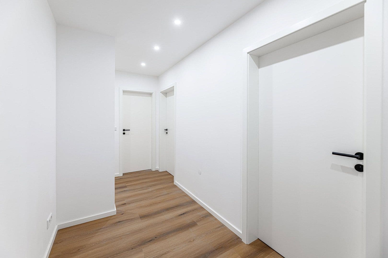 Prodej bytu 2+1 62 m², Hauchstraße 42, Nürnberg Röthenbach b. Schweinau, Bavorsko Prodej bytu 2+1 62 m², Hauchstraße 42, Nürnberg Röthenbach b. Schweinau, Bavorsko