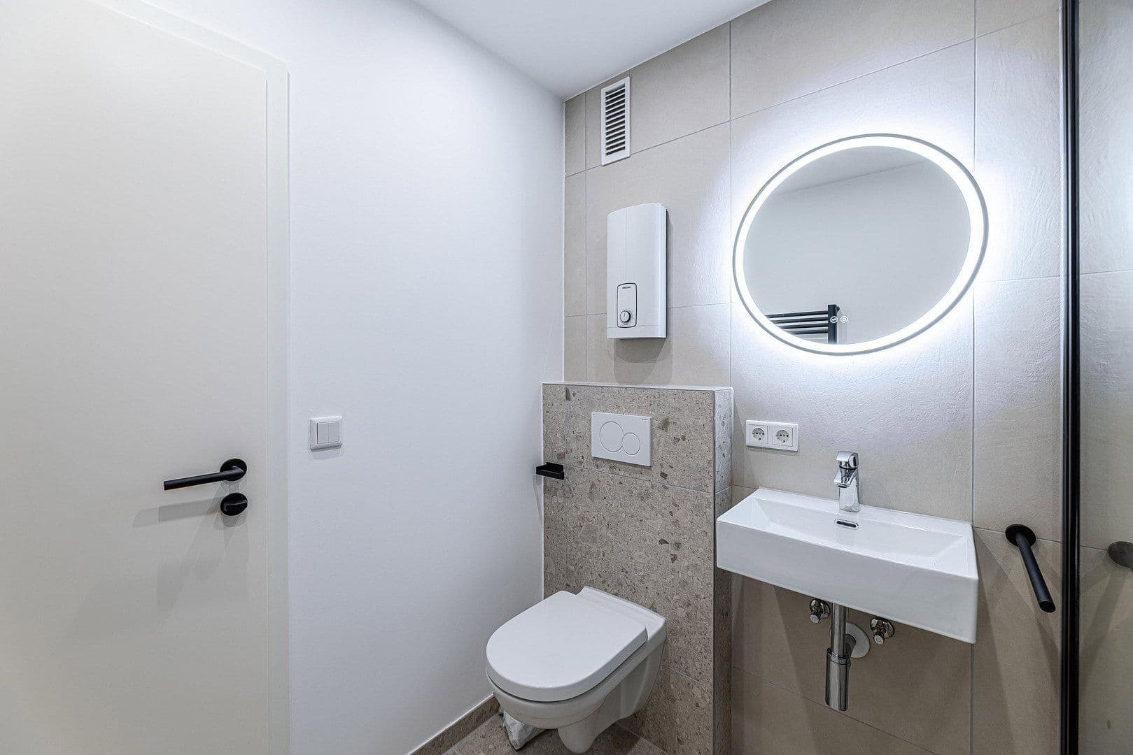 Prodej bytu 2+1 62 m², Hauchstraße 42, Nürnberg Röthenbach b. Schweinau, Bavorsko Prodej bytu 2+1 62 m², Hauchstraße 42, Nürnberg Röthenbach b. Schweinau, Bavorsko