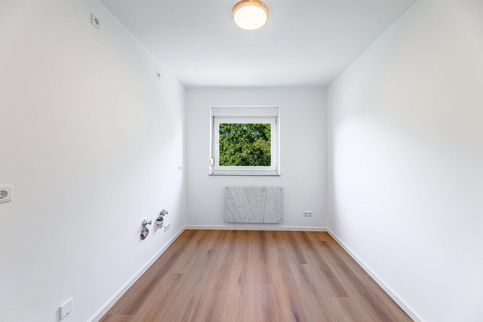 Prodej bytu 2+1 62 m², Hauchstraße 42, Nürnberg Röthenbach b. Schweinau, Bavorsko Prodej bytu 2+1 62 m², Hauchstraße 42, Nürnberg Röthenbach b. Schweinau, Bavorsko