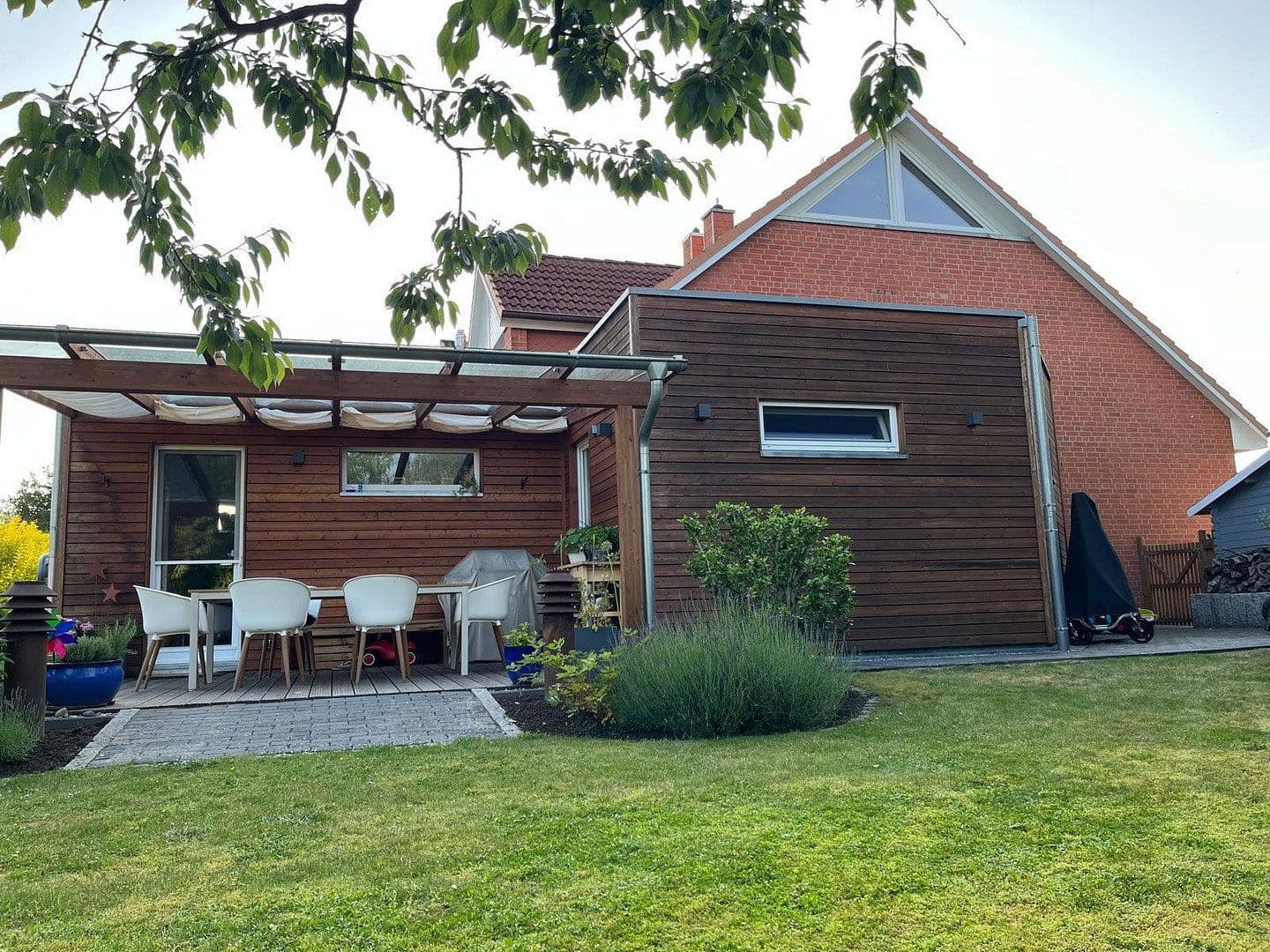 Prodej domu 182 m², pozemek 534 m², Langwisch 19, Kaltenkirchen, Šlesvicko-Holštýnsko Prodej domu 182 m², pozemek 534 m², Langwisch 19, Kaltenkirchen, Šlesvicko-Holštýnsko