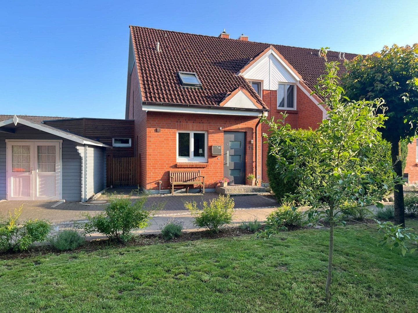 Prodej domu 182 m², pozemek 534 m², Langwisch 19, Kaltenkirchen, Šlesvicko-Holštýnsko Prodej domu 182 m², pozemek 534 m², Langwisch 19, Kaltenkirchen, Šlesvicko-Holštýnsko