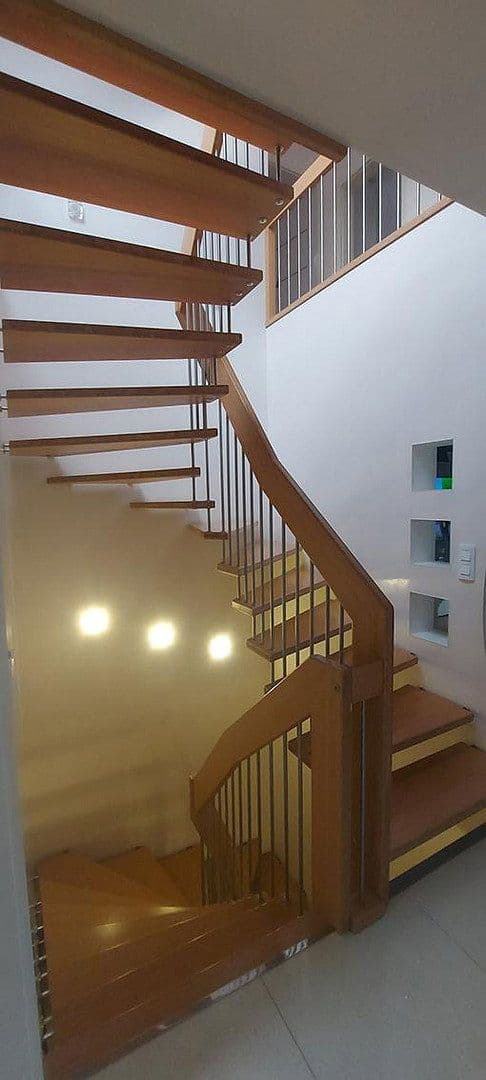 Prodej domu 200 m², pozemek 731 m², Karlsruhe, Bádensko-Württembersko Prodej domu 200 m², pozemek 731 m², Karlsruhe, Bádensko-Württembersko