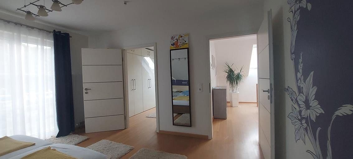 Prodej domu 200 m², pozemek 731 m², Karlsruhe, Bádensko-Württembersko Prodej domu 200 m², pozemek 731 m², Karlsruhe, Bádensko-Württembersko