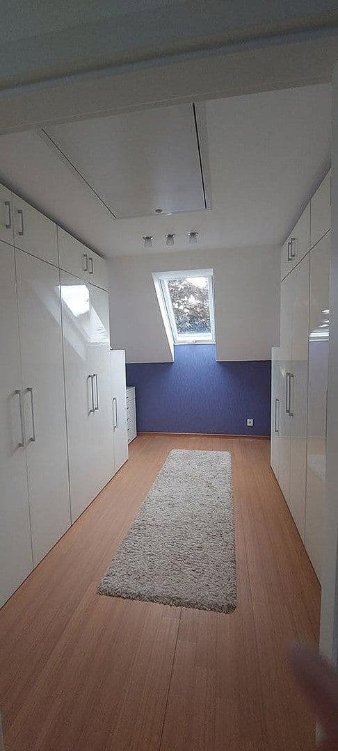 Prodej domu 200 m², pozemek 731 m², Karlsruhe, Bádensko-Württembersko Prodej domu 200 m², pozemek 731 m², Karlsruhe, Bádensko-Württembersko