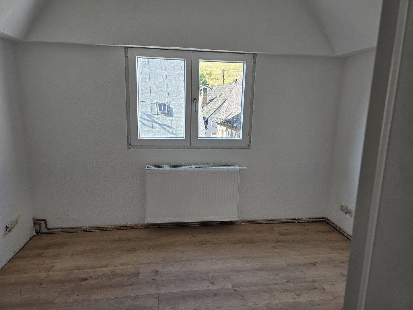 Prodej domu 92 m², pozemek 133 m², Hauptstraße 45, Oberheimbach, Porýní-Falc Prodej domu 92 m², pozemek 133 m², Hauptstraße 45, Oberheimbach, Porýní-Falc