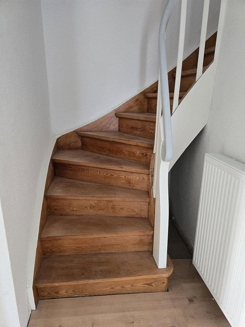 Prodej domu 92 m², pozemek 133 m², Hauptstraße 45, Oberheimbach, Porýní-Falc Prodej domu 92 m², pozemek 133 m², Hauptstraße 45, Oberheimbach, Porýní-Falc
