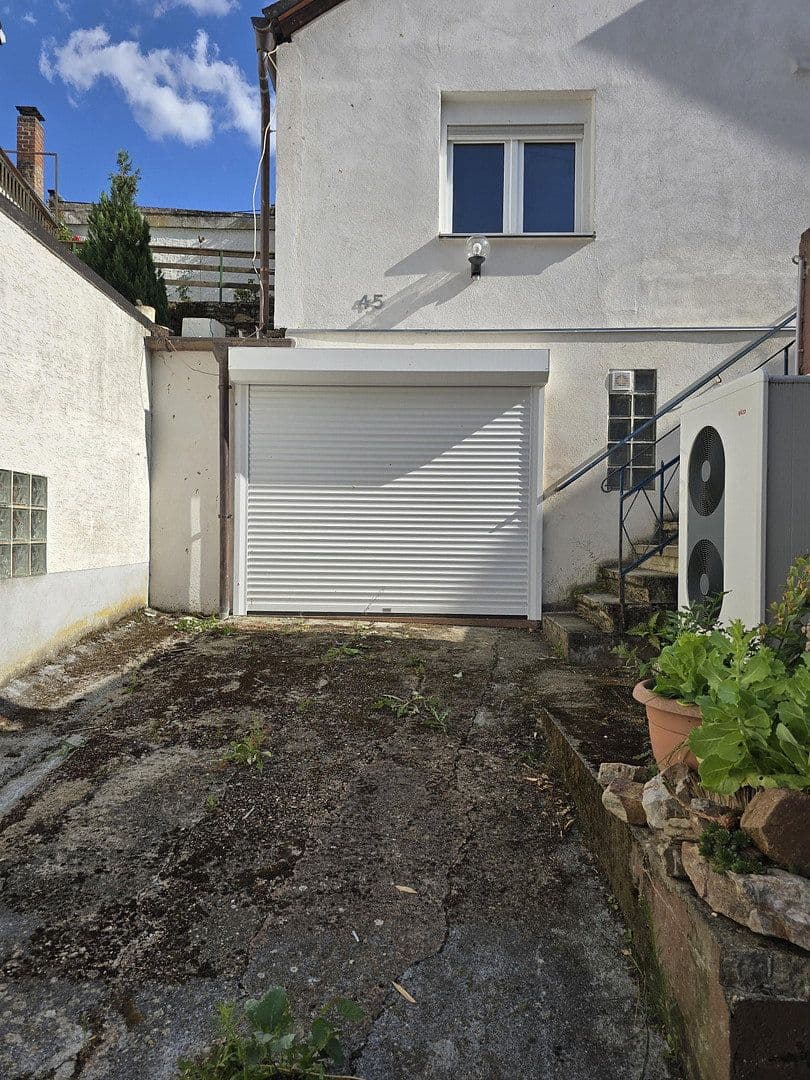 Prodej domu 92 m², pozemek 133 m², Hauptstraße 45, Oberheimbach, Porýní-Falc Prodej domu 92 m², pozemek 133 m², Hauptstraße 45, Oberheimbach, Porýní-Falc