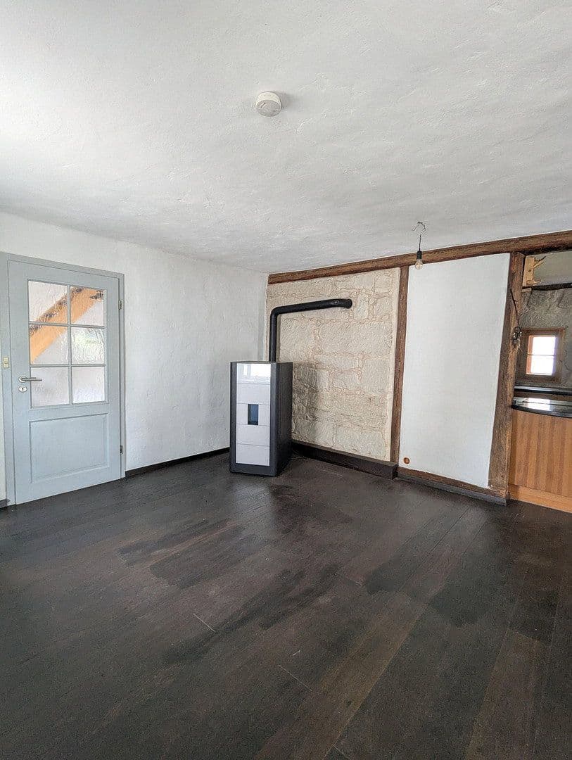 Prodej domu 155 m², pozemek 310 m², Oberköst 47, Burgebrach, Bavorsko Prodej domu 155 m², pozemek 310 m², Oberköst 47, Burgebrach, Bavorsko