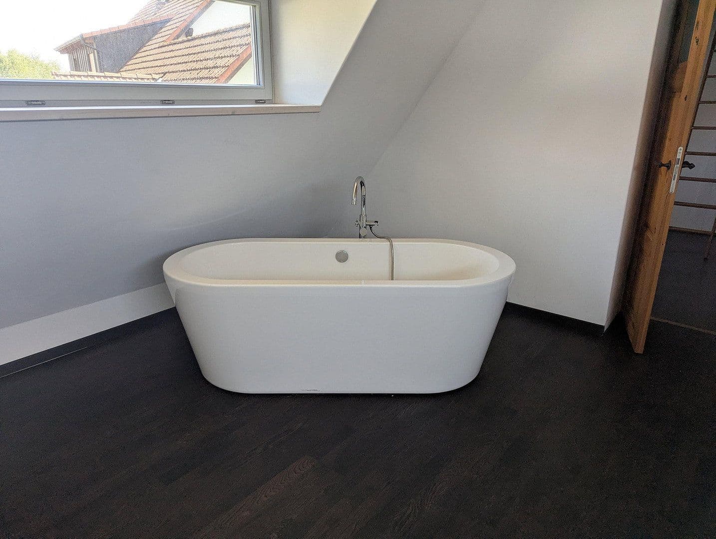 Prodej domu 155 m², pozemek 310 m², Oberköst 47, Burgebrach, Bavorsko Prodej domu 155 m², pozemek 310 m², Oberköst 47, Burgebrach, Bavorsko