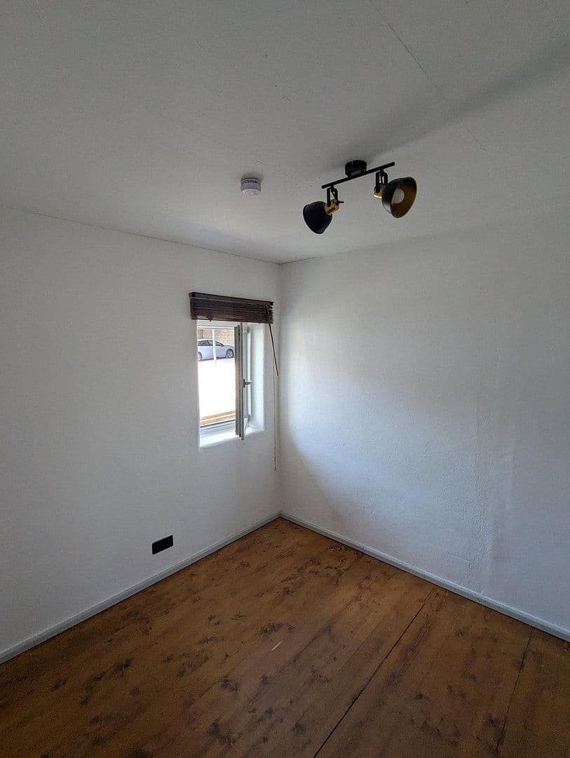 Prodej domu 155 m², pozemek 310 m², Oberköst 47, Burgebrach, Bavorsko Prodej domu 155 m², pozemek 310 m², Oberköst 47, Burgebrach, Bavorsko