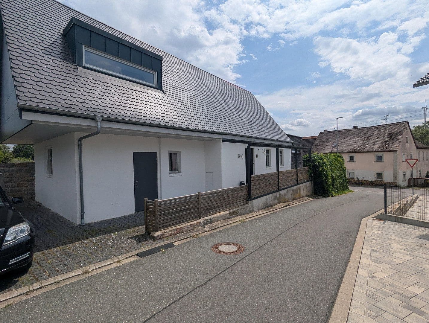 Prodej domu 155 m², pozemek 310 m², Oberköst 47, Burgebrach, Bavorsko Prodej domu 155 m², pozemek 310 m², Oberköst 47, Burgebrach, Bavorsko