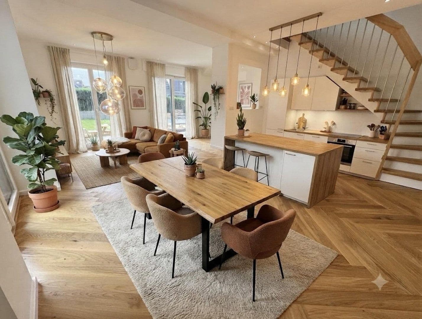 Prodej domu 100 m², pozemek 195 m², Düsseldorf, Severní Porýní-Vestfálsko Prodej domu 100 m², pozemek 195 m², Düsseldorf, Severní Porýní-Vestfálsko