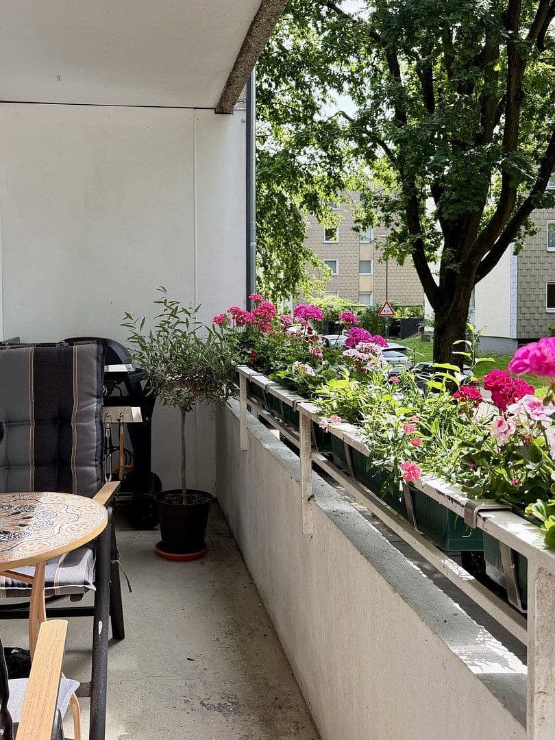 Prodej bytu 3+1 74 m², Hülsmeyerstraße 4, Düsseldorf, Severní Porýní-Vestfálsko Prodej bytu 3+1 74 m², Hülsmeyerstraße 4, Düsseldorf, Severní Porýní-Vestfálsko