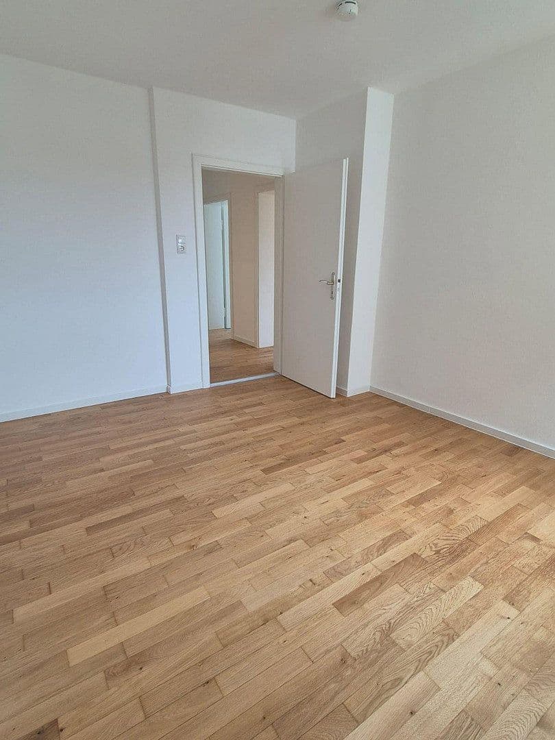 Prodej bytu 2+1 47 m², Schleißheimer Str. 243, München, Bavorsko Prodej bytu 2+1 47 m², Schleißheimer Str. 243, München, Bavorsko