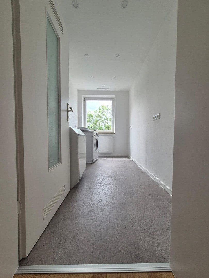 Prodej bytu 2+1 47 m², Schleißheimer Str. 243, München, Bavorsko Prodej bytu 2+1 47 m², Schleißheimer Str. 243, München, Bavorsko