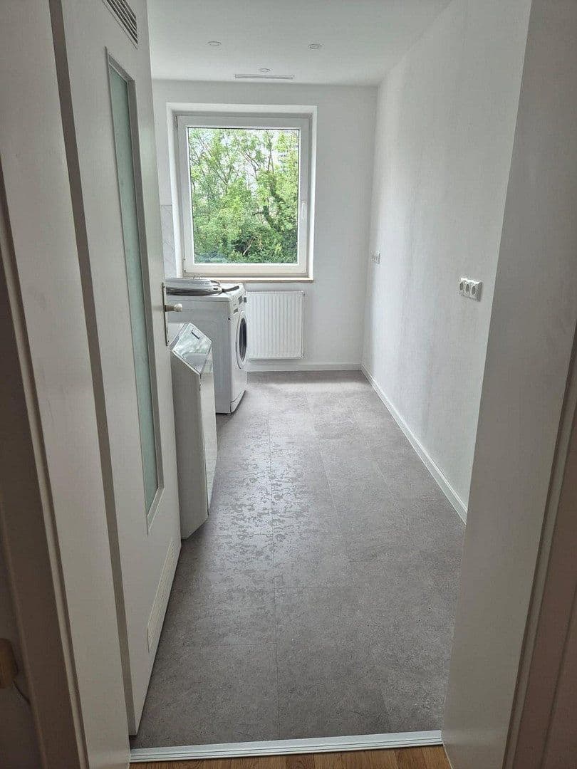 Prodej bytu 2+1 47 m², Schleißheimer Str. 243, München, Bavorsko Prodej bytu 2+1 47 m², Schleißheimer Str. 243, München, Bavorsko