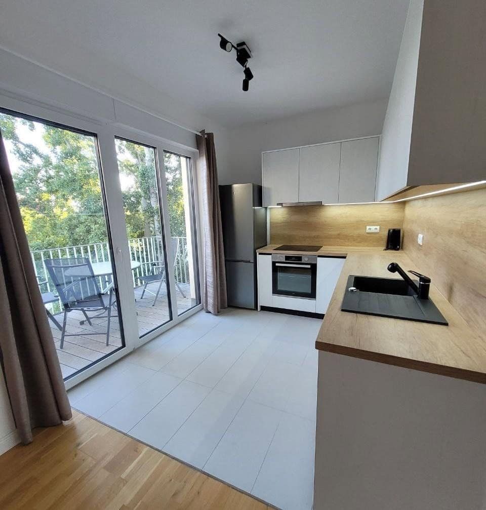 Pronájem bytu 3+1 74 m², Sudenburger Straße 25, Magdeburg, Sasko-Anhaltsko Pronájem bytu 3+1 74 m², Sudenburger Straße 25, Magdeburg, Sasko-Anhaltsko