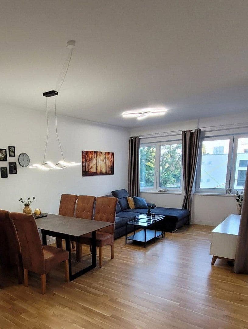 Pronájem bytu 3+1 74 m², Sudenburger Straße 25, Magdeburg, Sasko-Anhaltsko Pronájem bytu 3+1 74 m², Sudenburger Straße 25, Magdeburg, Sasko-Anhaltsko