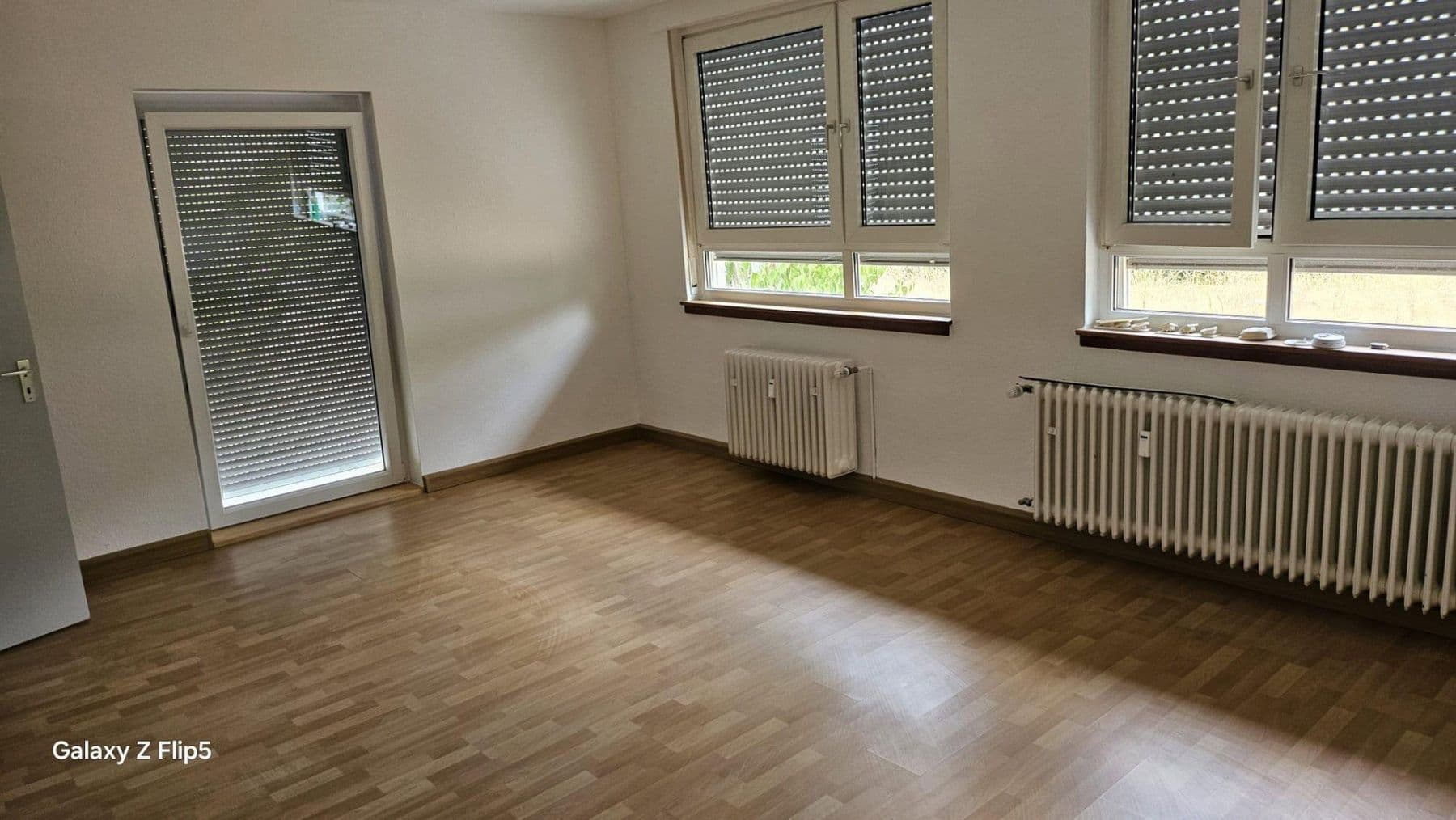 Pronájem bytu 3+1 93 m², Karlsruhe, Bádensko-Württembersko Pronájem bytu 3+1 93 m², Karlsruhe, Bádensko-Württembersko