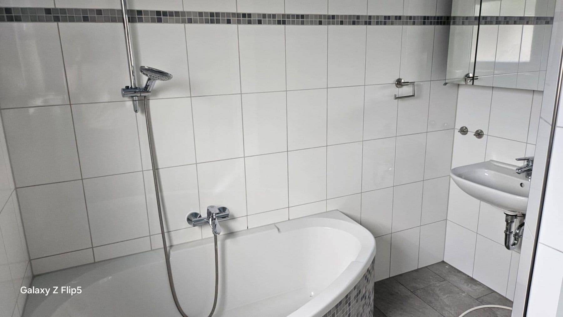 Pronájem bytu 3+1 93 m², Karlsruhe, Bádensko-Württembersko Pronájem bytu 3+1 93 m², Karlsruhe, Bádensko-Württembersko
