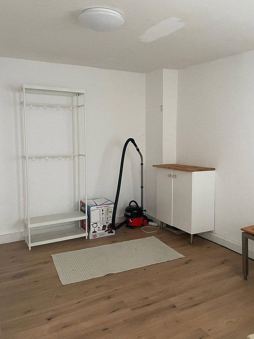 Pronájem nebytového prostoru 150 m², Köln, Severní Porýní-Vestfálsko Pronájem nebytového prostoru 150 m², Köln, Severní Porýní-Vestfálsko