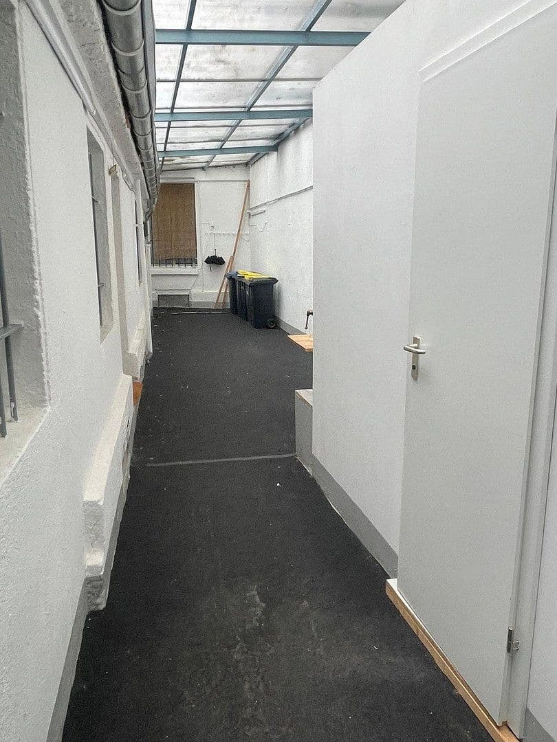 Pronájem nebytového prostoru 150 m², Köln, Severní Porýní-Vestfálsko Pronájem nebytového prostoru 150 m², Köln, Severní Porýní-Vestfálsko