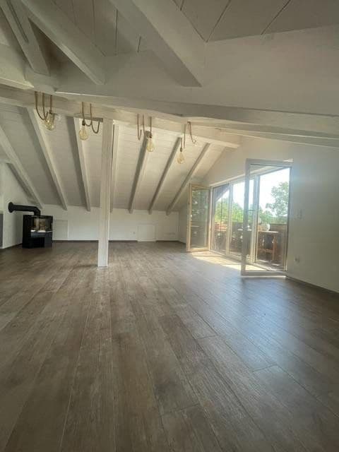 Pronájem bytu 3+1 101 m², Deining, Bavorsko Pronájem bytu 3+1 101 m², Deining, Bavorsko