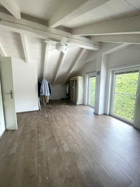 Pronájem bytu 3+1 101 m², Deining, Bavorsko Pronájem bytu 3+1 101 m², Deining, Bavorsko