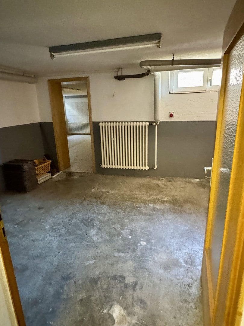 Prodej domu 200 m², pozemek 862 m², Velbert, Severní Porýní-Vestfálsko Prodej domu 200 m², pozemek 862 m², Velbert, Severní Porýní-Vestfálsko