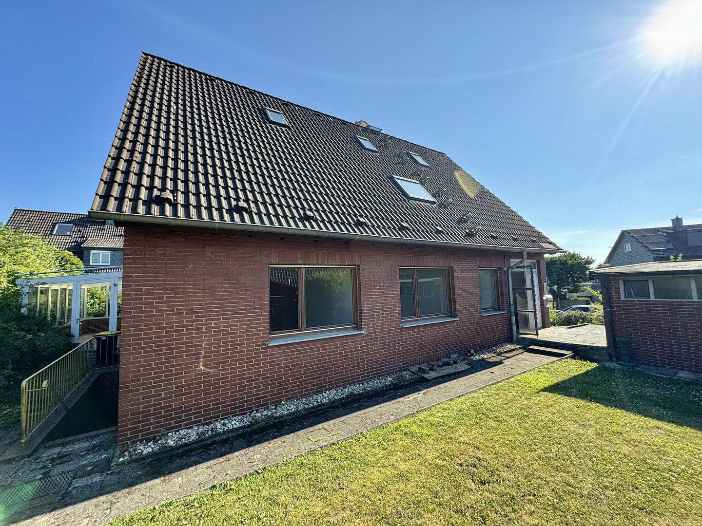 Prodej domu 200 m², pozemek 862 m², Velbert, Severní Porýní-Vestfálsko Prodej domu 200 m², pozemek 862 m², Velbert, Severní Porýní-Vestfálsko
