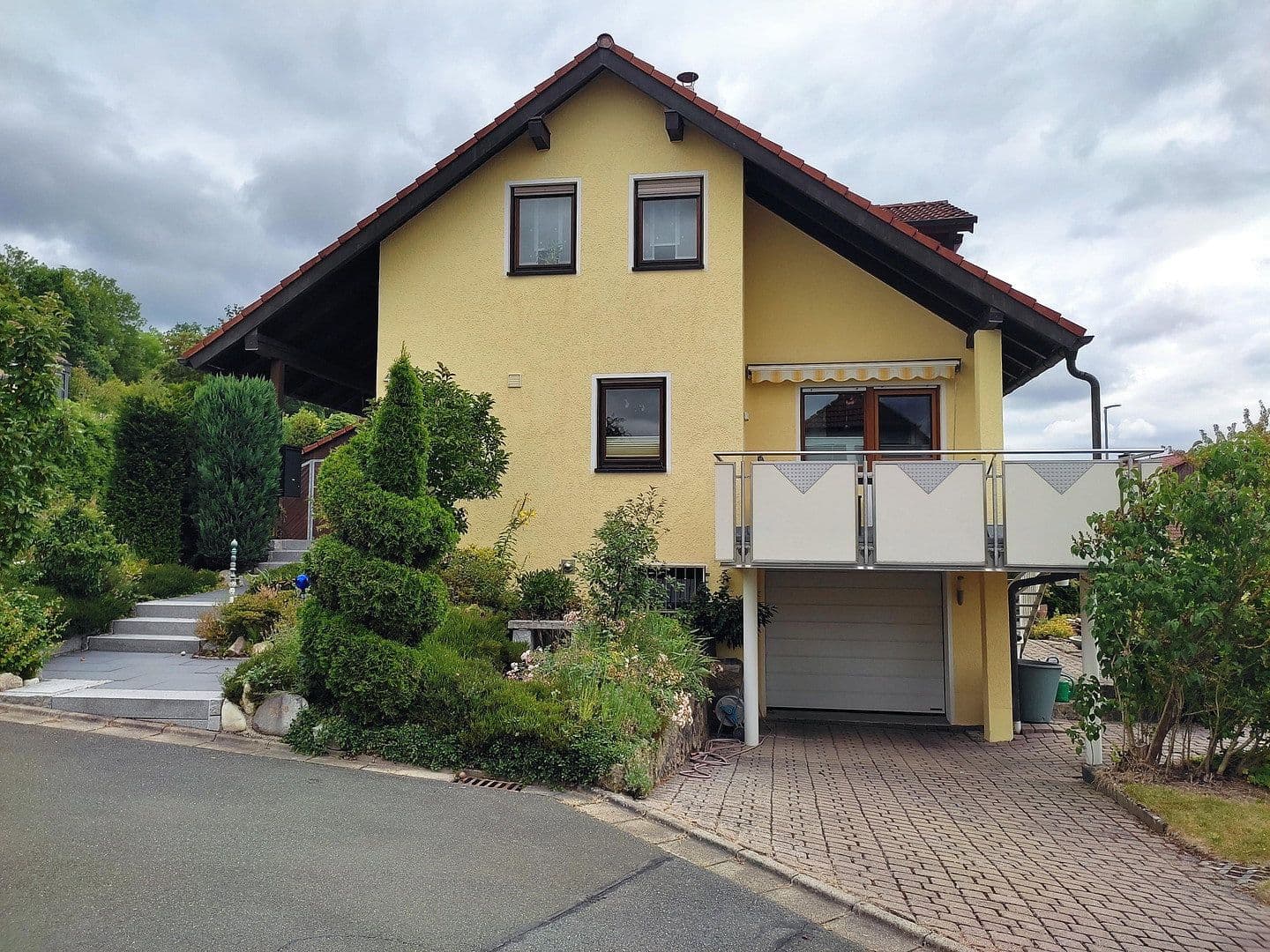 Prodej domu 198 m², pozemek 840 m², Ludwigschorgast, Bavorsko Prodej domu 198 m², pozemek 840 m², Ludwigschorgast, Bavorsko
