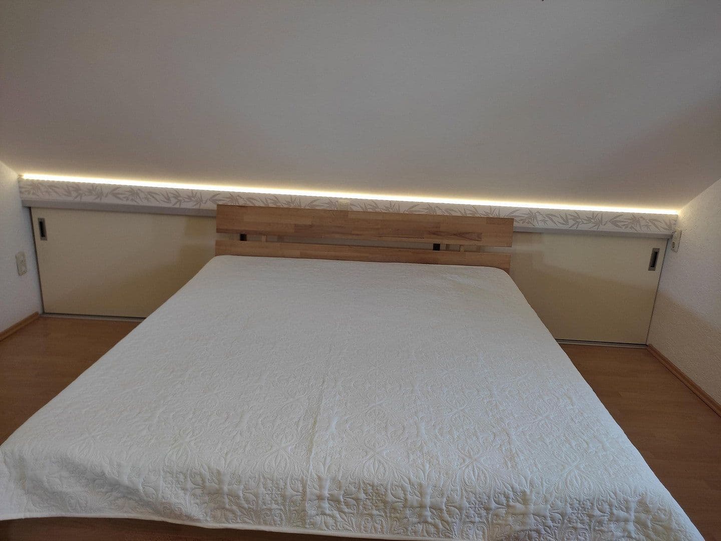 Prodej domu 198 m², pozemek 840 m², Ludwigschorgast, Bavorsko Prodej domu 198 m², pozemek 840 m², Ludwigschorgast, Bavorsko