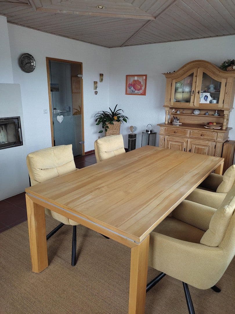 Prodej domu 198 m², pozemek 840 m², Ludwigschorgast, Bavorsko Prodej domu 198 m², pozemek 840 m², Ludwigschorgast, Bavorsko